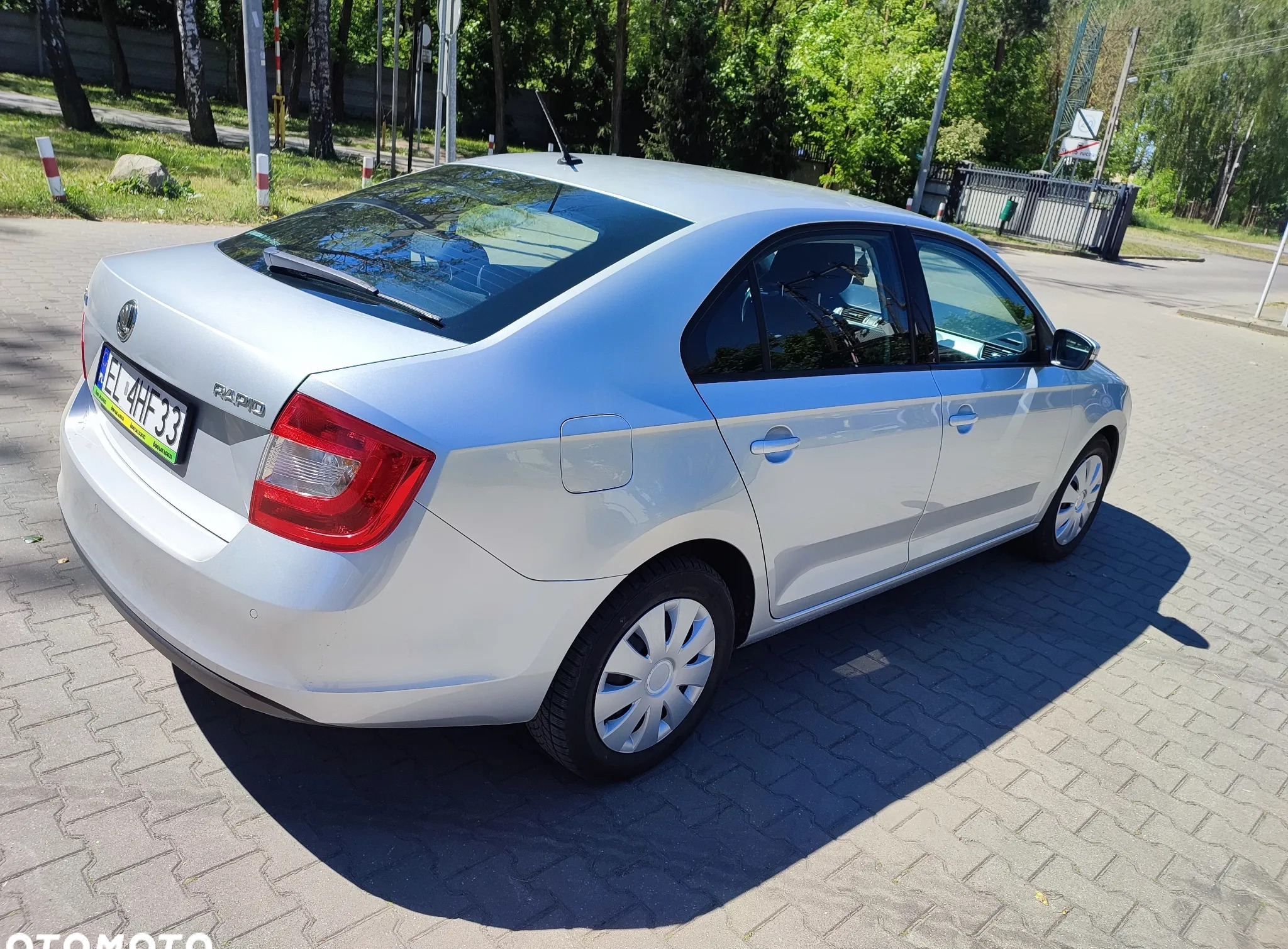 Skoda RAPID cena 34000 przebieg: 271000, rok produkcji 2016 z Gniewkowo małe 22